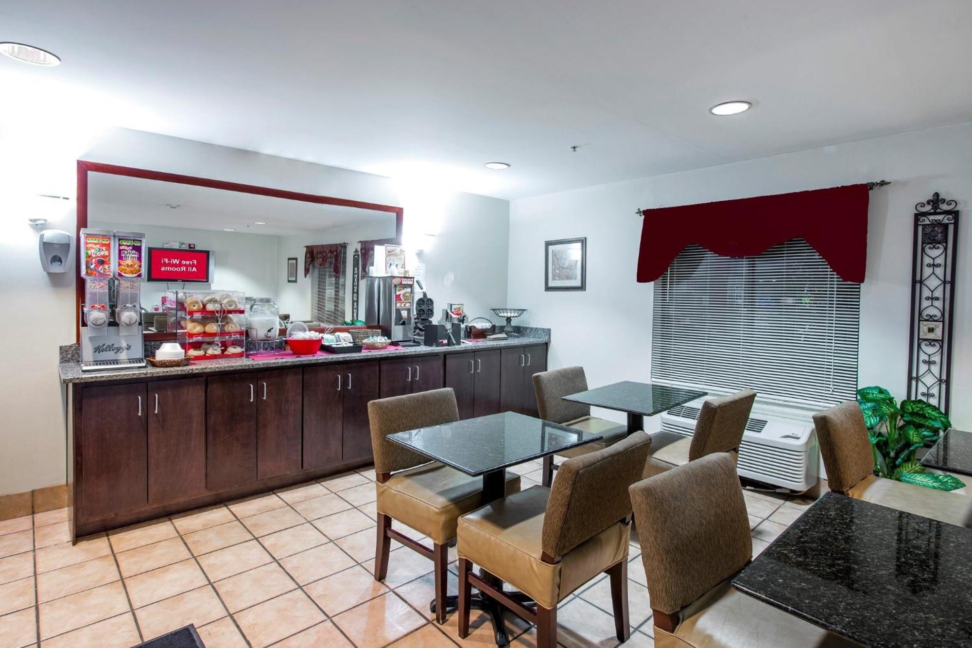 Red Roof Inn & Suites Savannah Airport Pooler Εξωτερικό φωτογραφία