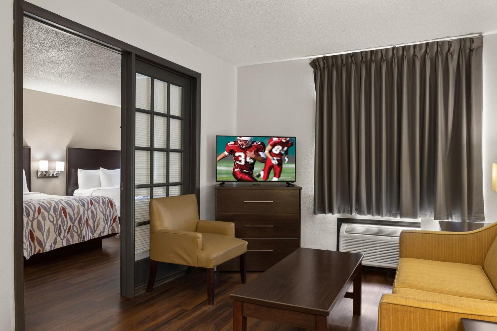 Red Roof Inn & Suites Savannah Airport Pooler Εξωτερικό φωτογραφία