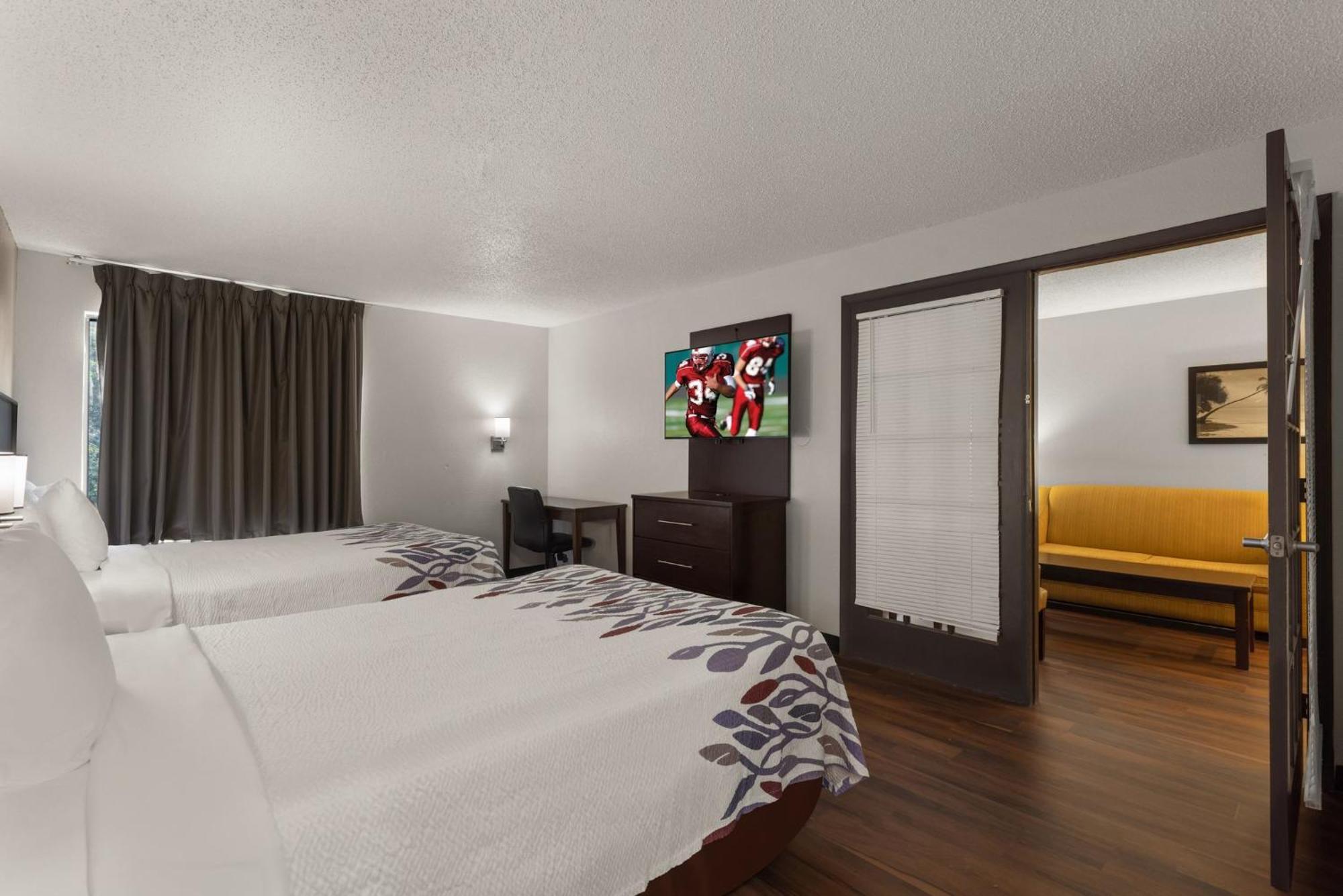 Red Roof Inn & Suites Savannah Airport Pooler Εξωτερικό φωτογραφία