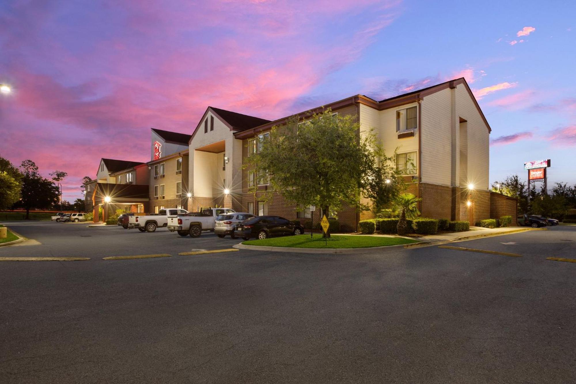 Red Roof Inn & Suites Savannah Airport Pooler Εξωτερικό φωτογραφία