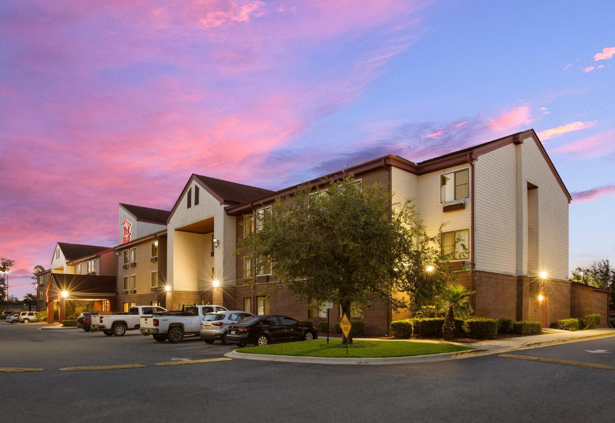 Red Roof Inn & Suites Savannah Airport Pooler Εξωτερικό φωτογραφία