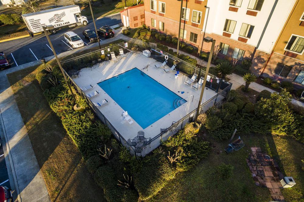 Red Roof Inn & Suites Savannah Airport Pooler Εξωτερικό φωτογραφία